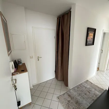 3-zimmer-oase: Gruene Ruhe Nahe Flughafen Und Muenchen Zentrum Apartment