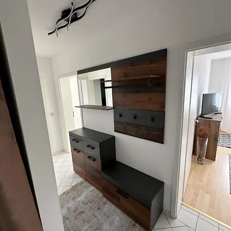 3-zimmer-oase: Gruene Ruhe Nahe Flughafen Und Muenchen Zentrum Apartment *